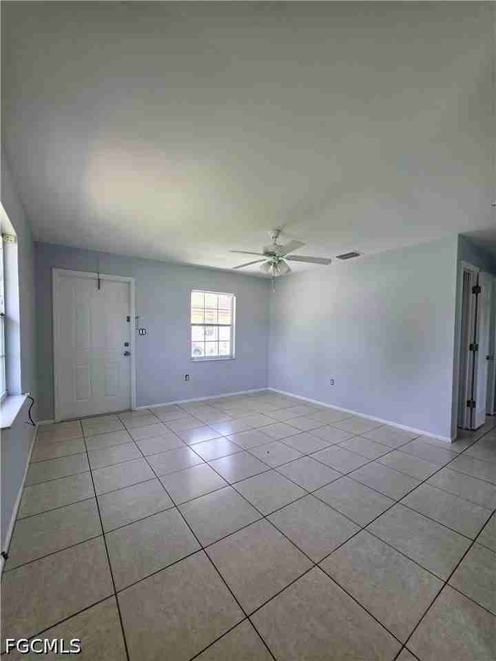 5626 6th Ave - Photo 3 of 11