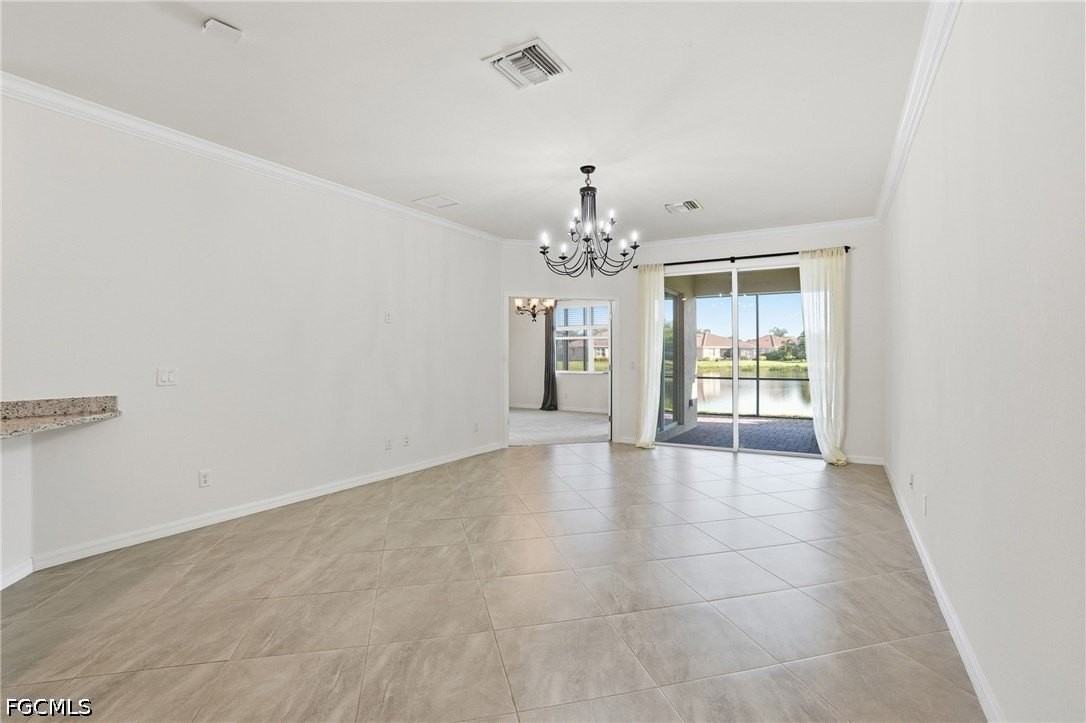 1835 Alameda Dr - Photo 5 of 33