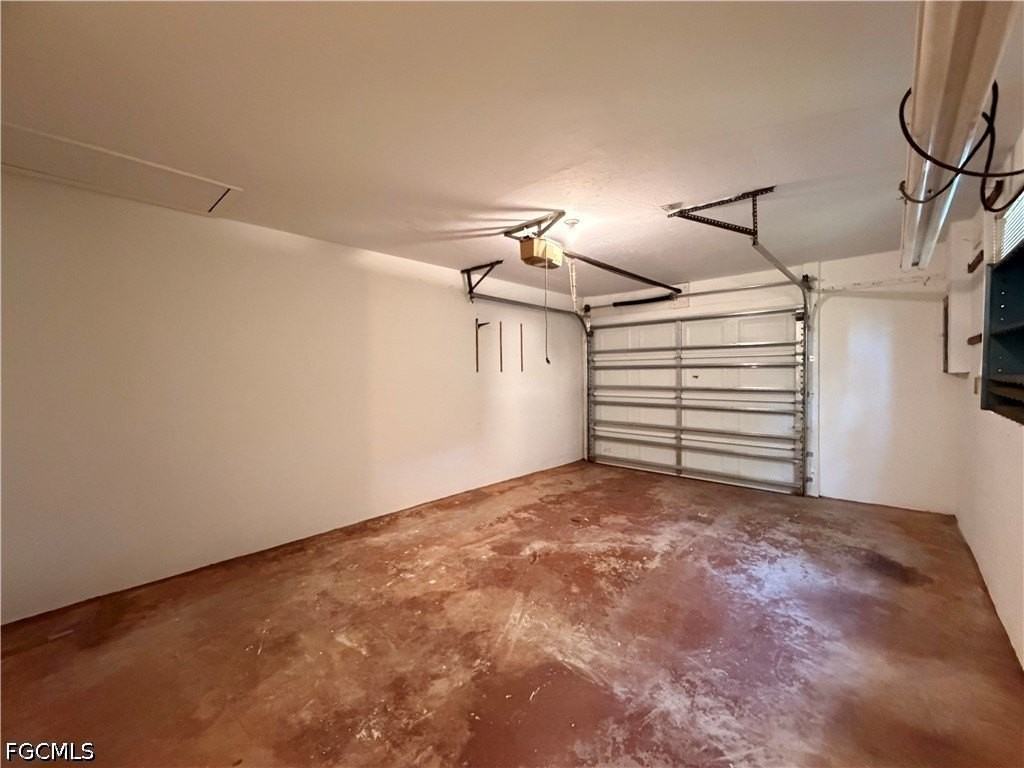 18433 Iris Rd - Photo 6 of 16