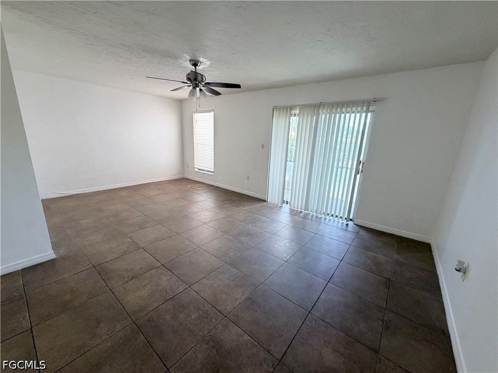 12636 Kenwood Ln #B - Photo 3 of 11