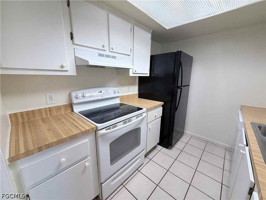 12636 Kenwood Ln #B - Photo 6 of 11