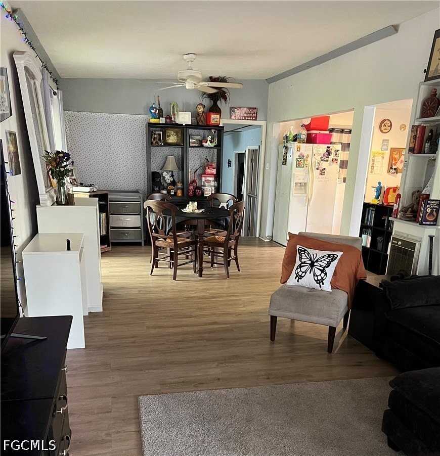 1802 Marilyn Dr - Photo 3 of 9