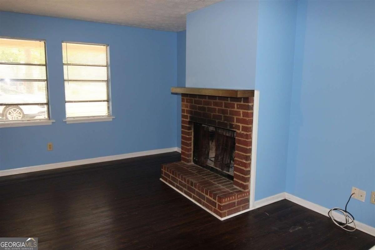 105 Bristlecone Ct - Photo 3 of 17