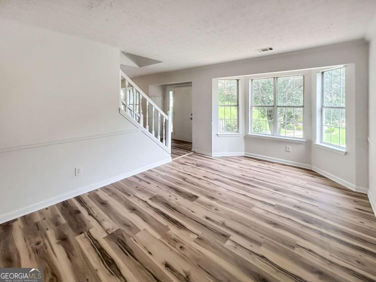 2945 Georgian Manor Dr - Photo 5 of 29