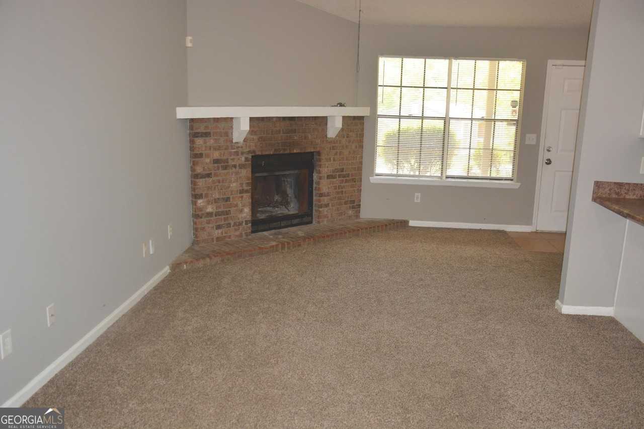 4952 Isle Royal Ct - Photo 2 of 11