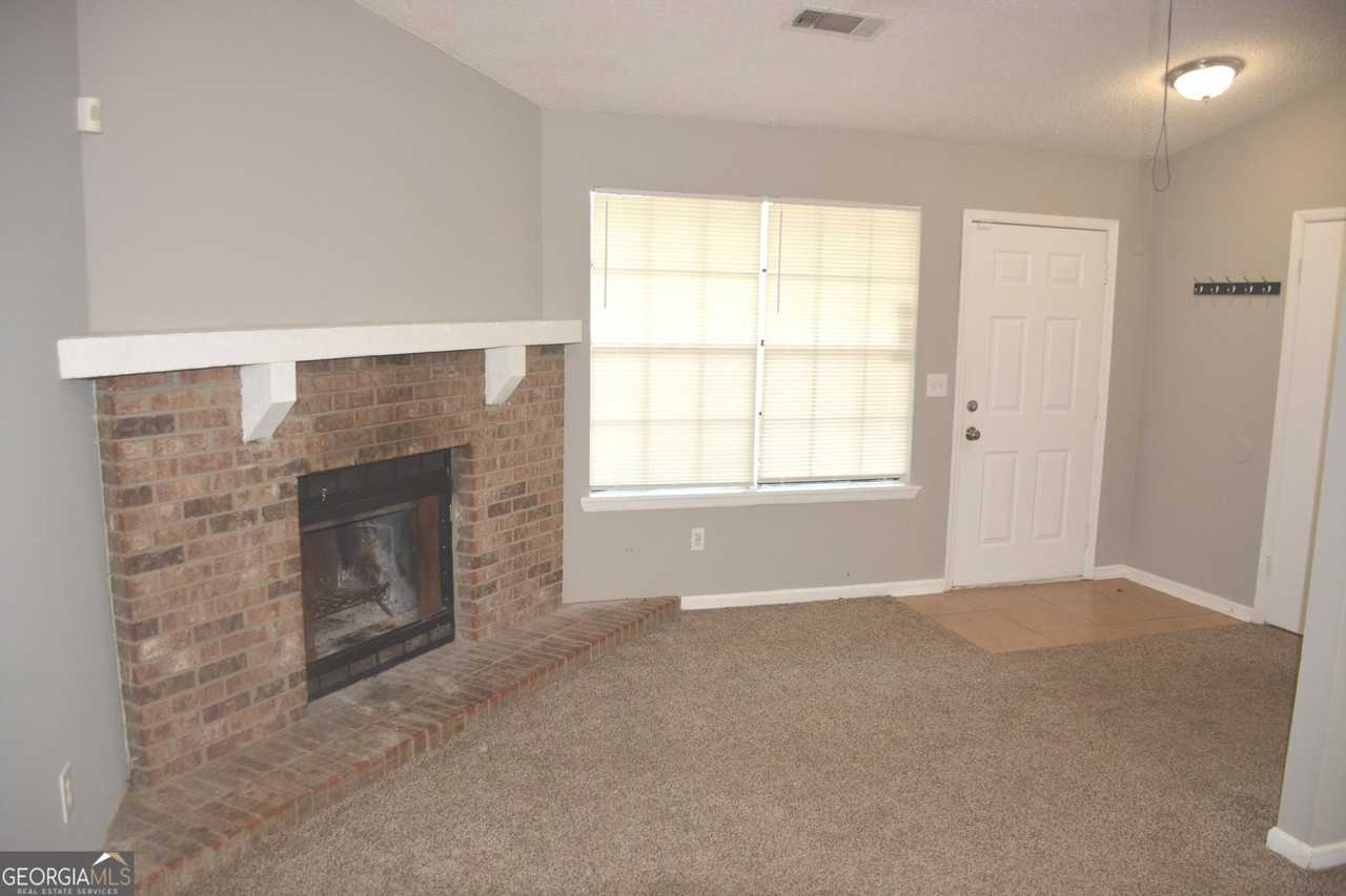4952 Isle Royal Ct - Photo 3 of 11