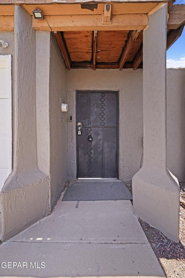 10720 Chert St - Photo 4 of 31