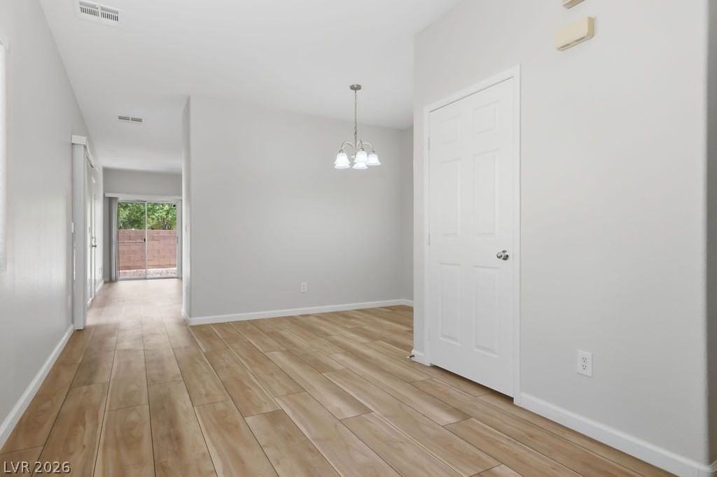 3632 Carisbrook Dr - Photo 5 of 23