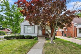 19953 Regent Dr - Photo 1 of 1