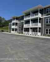 featured image of 332 Circle Dr