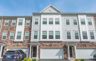 10 Colgate Dr - Photo 1 of 1