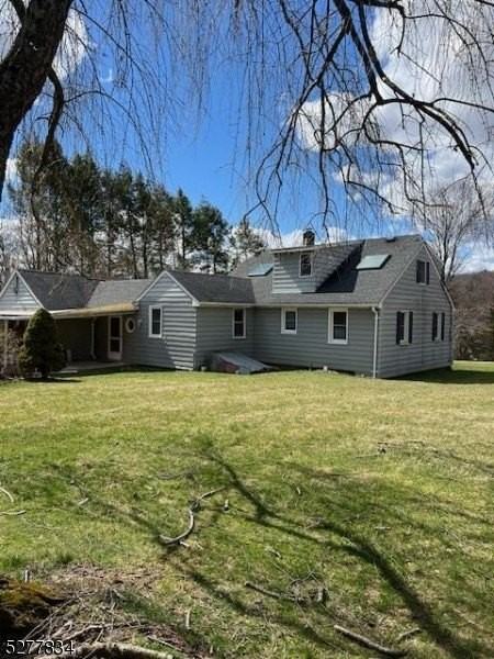 404 Stonetown Rd - Photo 3 of 13