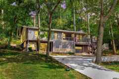 211 Hideaway Lane Central - Photo 1 of 1