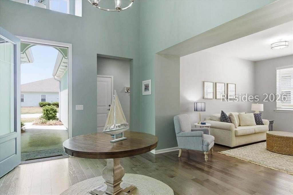 144 Coral Reef Way - Photo 7 of 32
