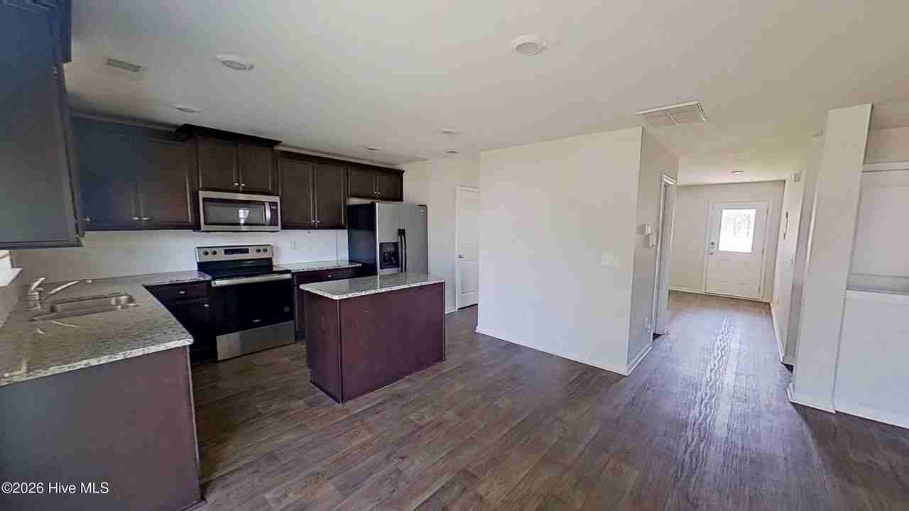 433 Ginger Dr - Photo 6 of 31