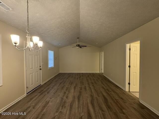 642 Indian Wells Way - Photo 4 of 19