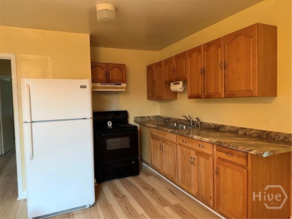 1908 Vassar St - Photo 2 of 12