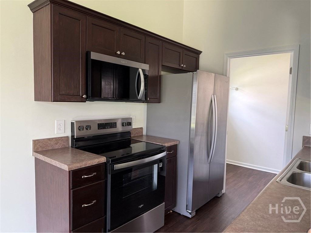 173 Willow Point Cir - Photo 3 of 13