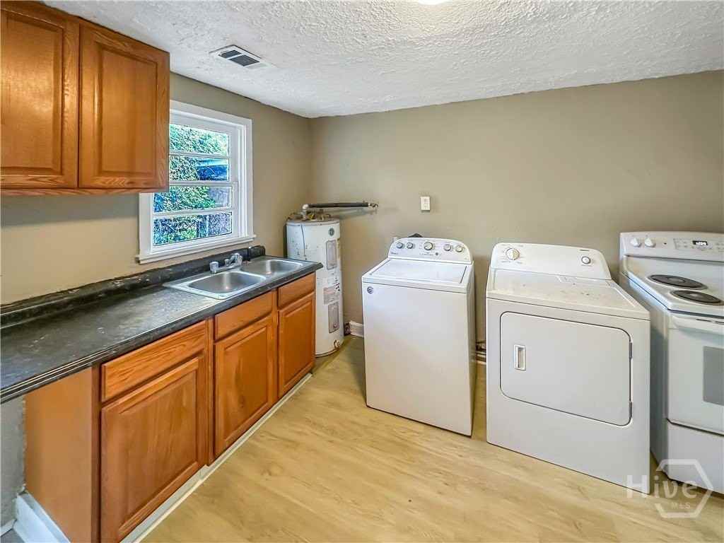 1204 Murphy Ave - Photo 6 of 15