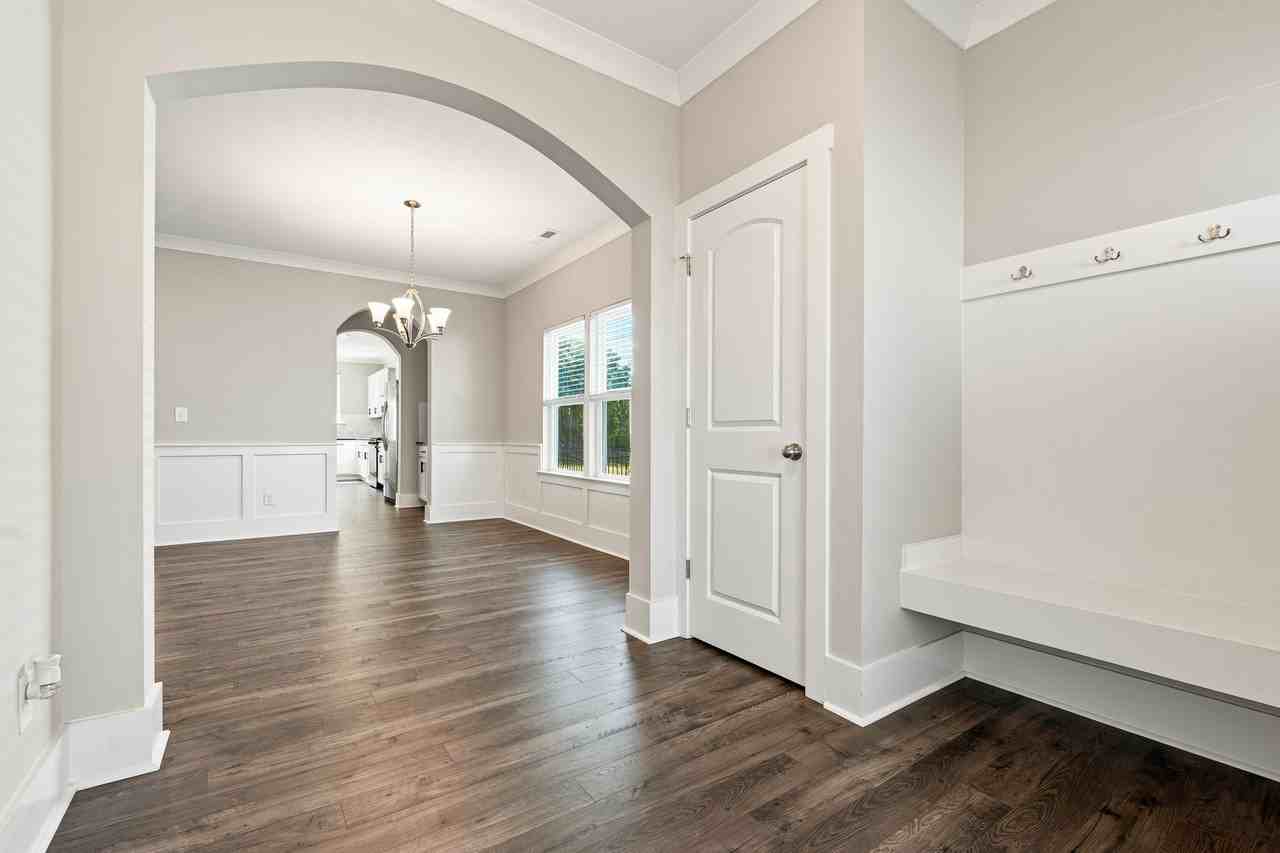 220 Curling Creek Dr - Photo 2 of 24