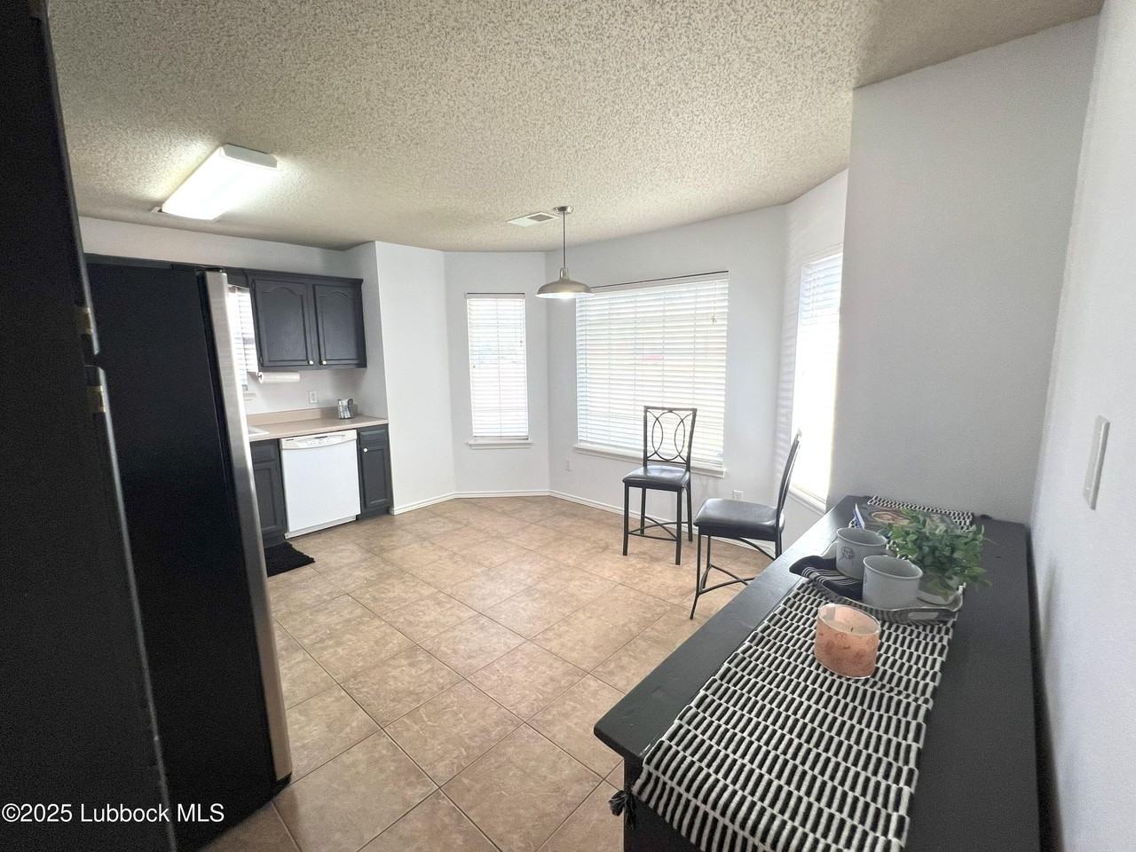 2802 108th St - Photo 3 of 16