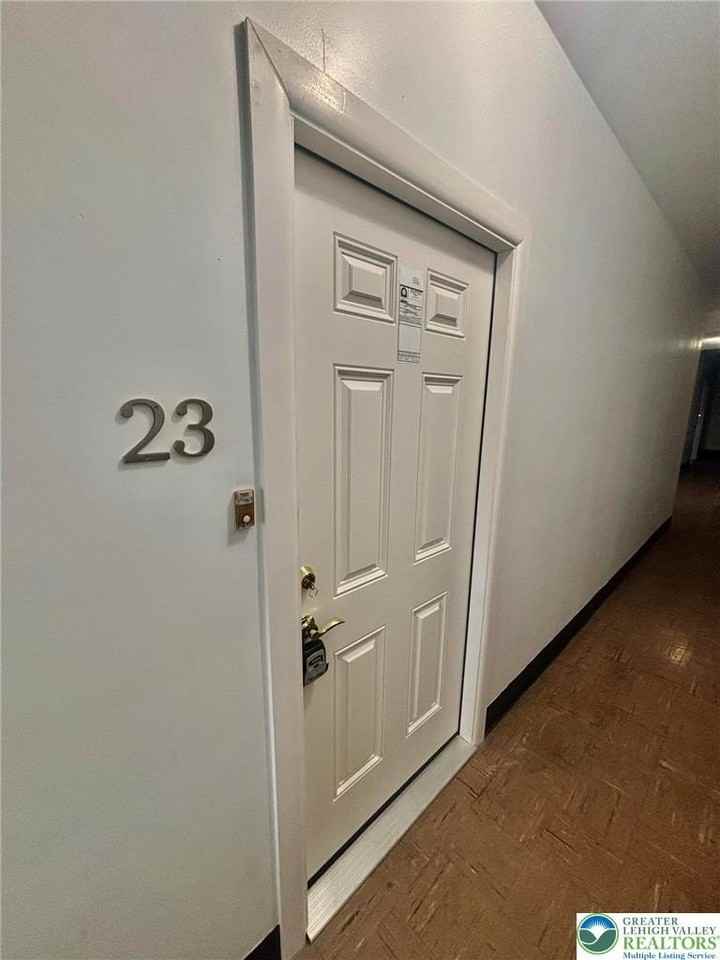 20 W Main St #23 - Photo 4 of 15