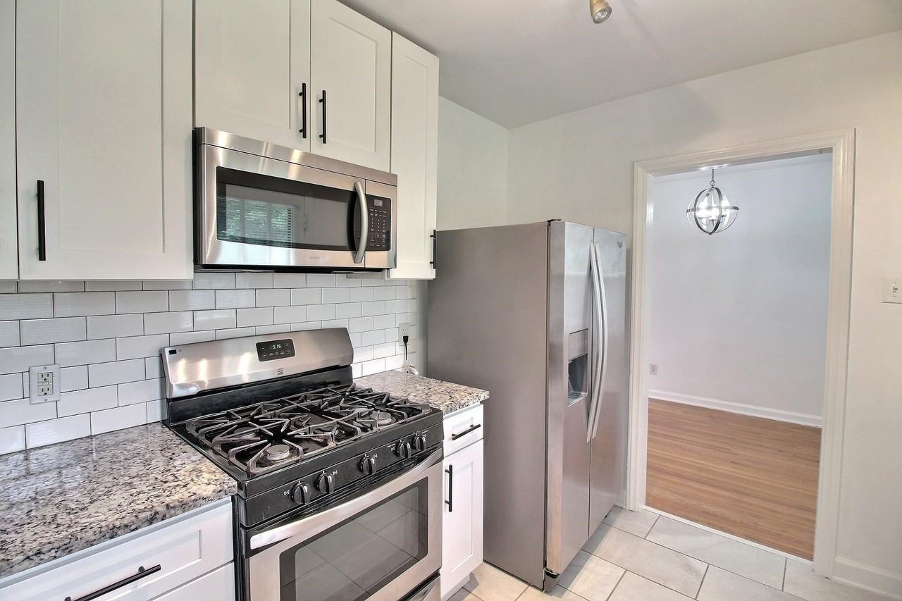 4264 Eastern Cv - Photo 7 of 17