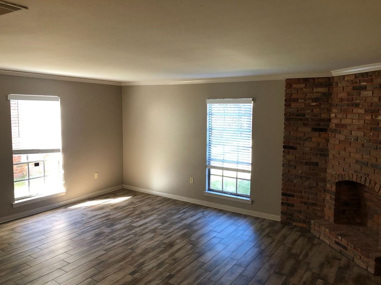 St Rose Place One Bedroom/One Bath Unit - Photo 3 of 17