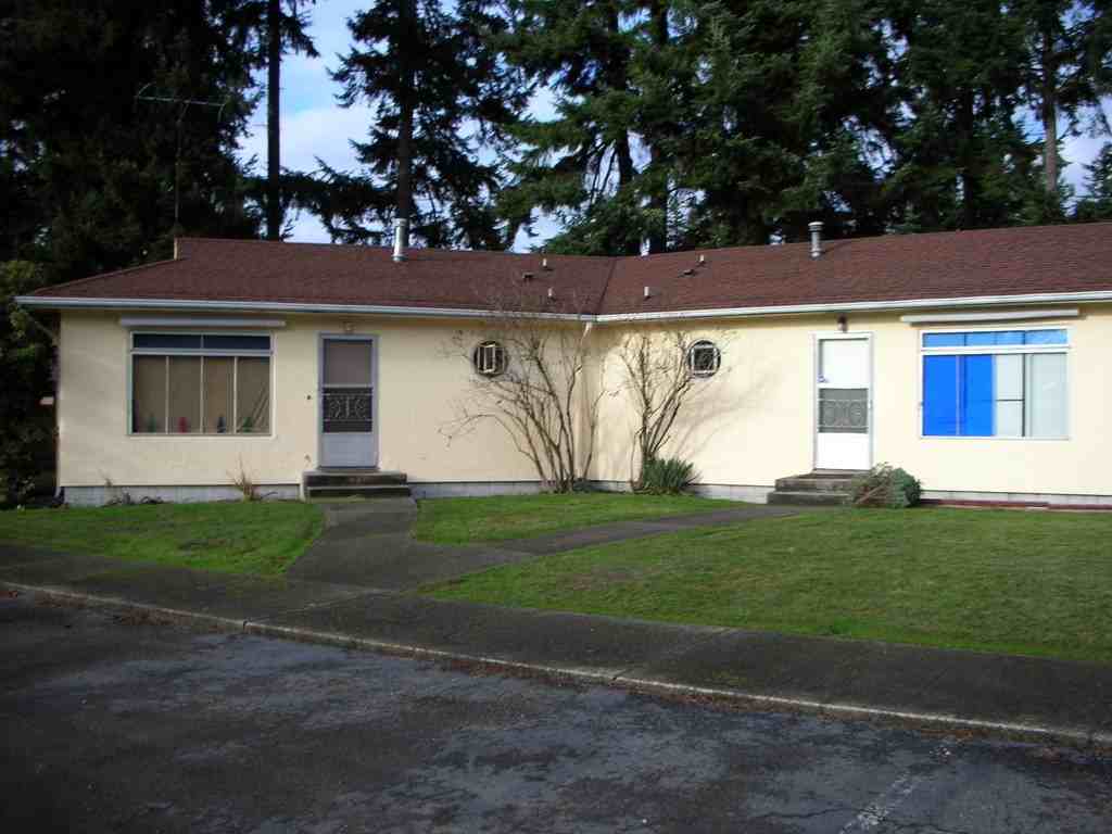 8115 121st St Sw - Photo 3 of 7