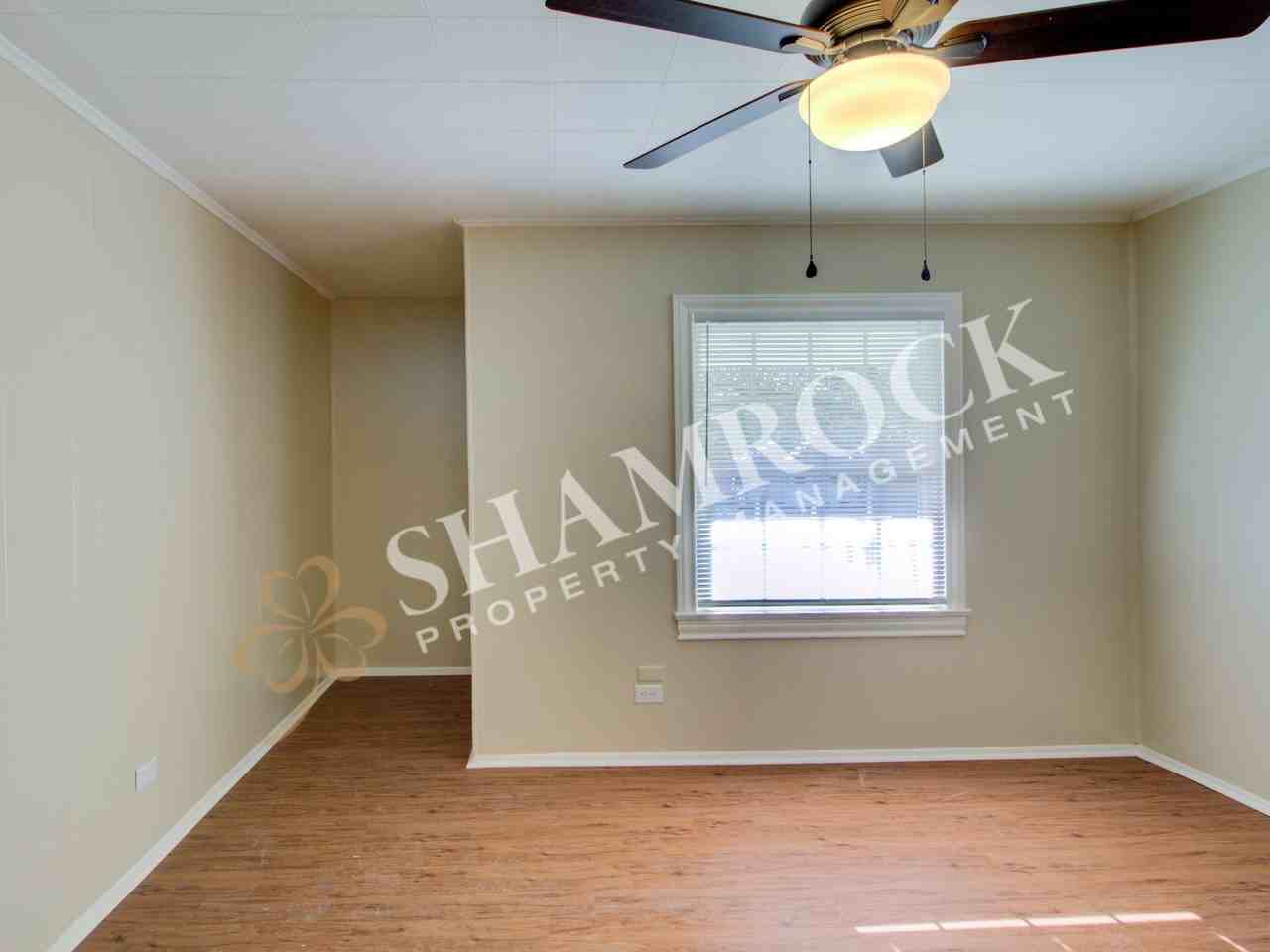 1017 N 31st St - Photo 5 of 17