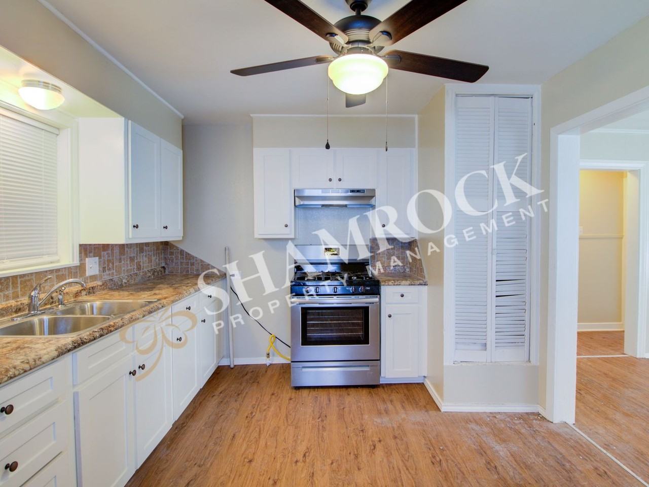 1017 N 31st St - Photo 6 of 17