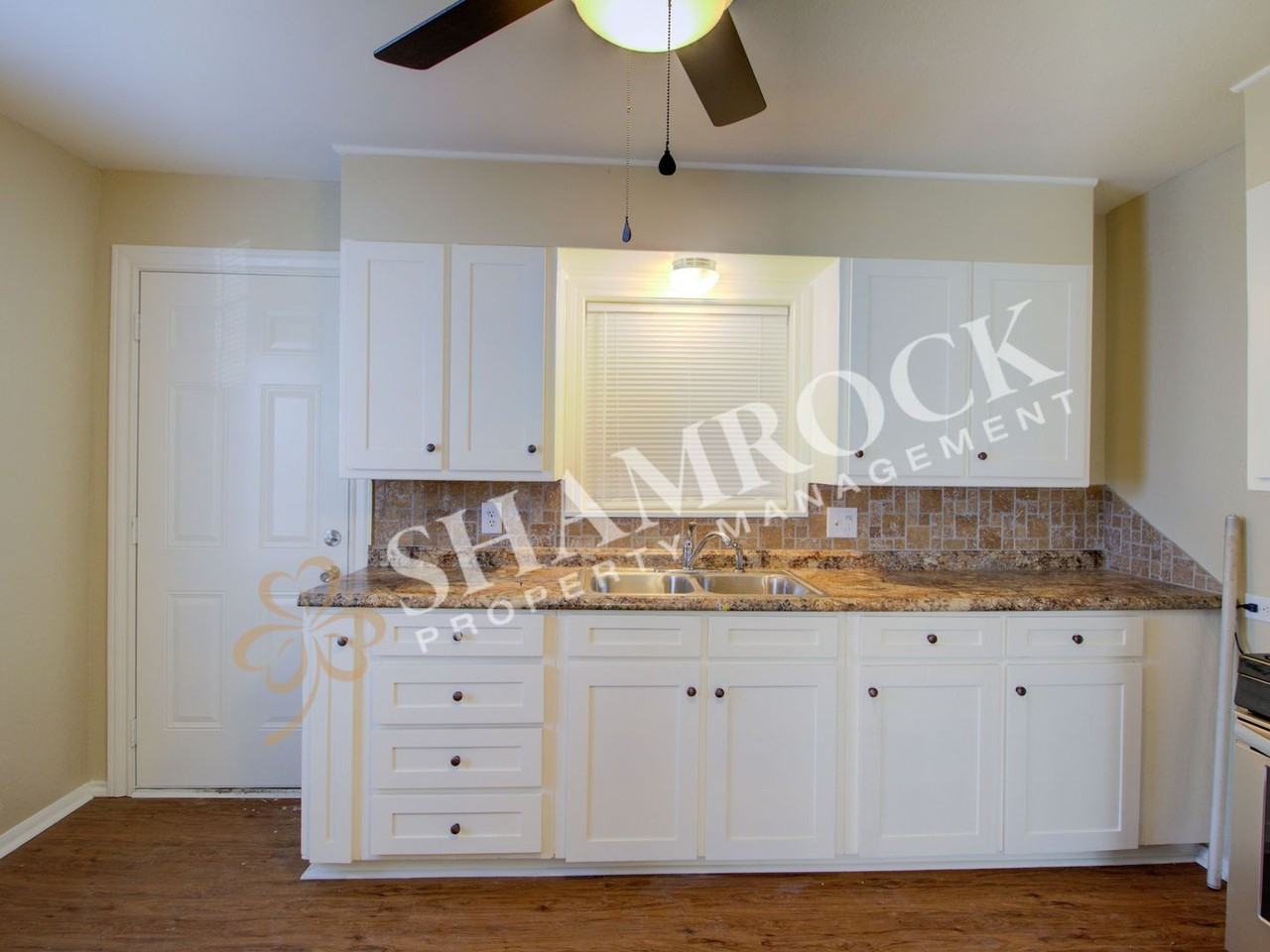 1017 N 31st St - Photo 7 of 17