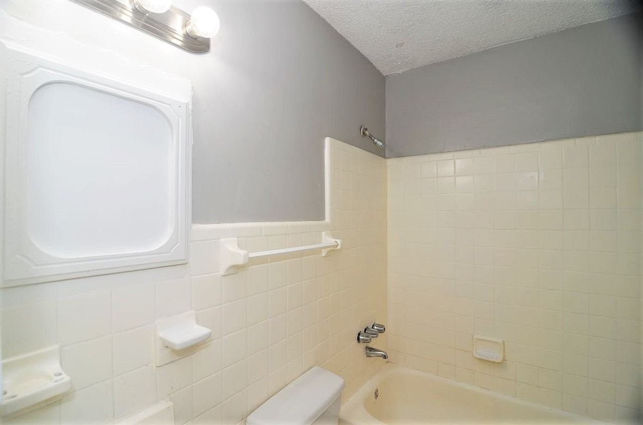 2425 Tuxedo Dr Nw - Photo 5 of 15