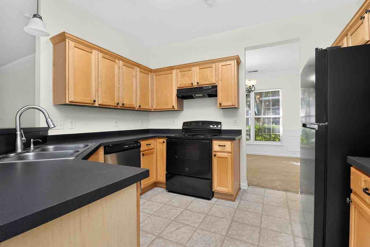3003 Moonstone Ln - Photo 7 of 20