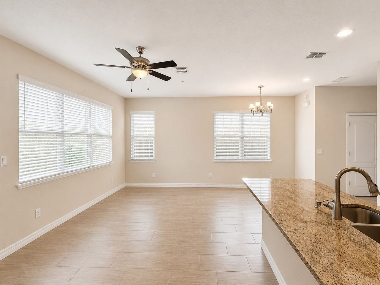 93 Zamora Pl - Photo 6 of 16