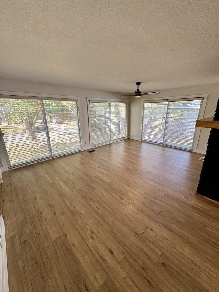 522 Indiana St #1 - Photo 2 of 16