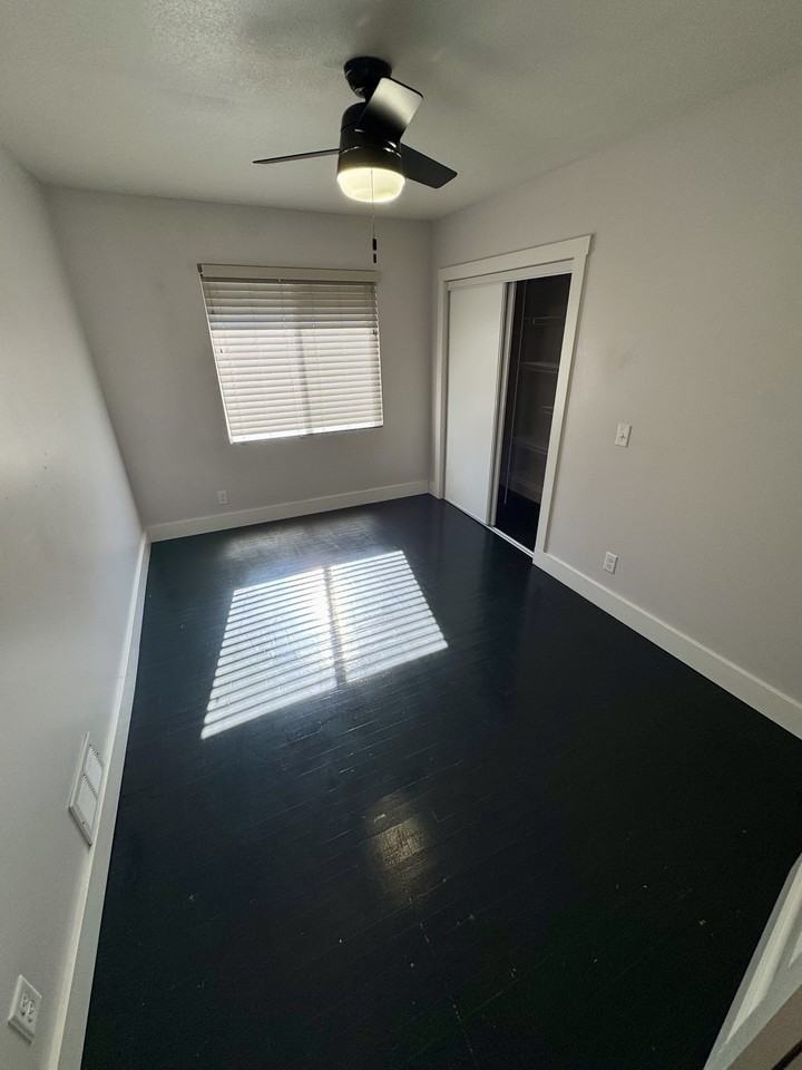 522 Indiana St #1 - Photo 5 of 16