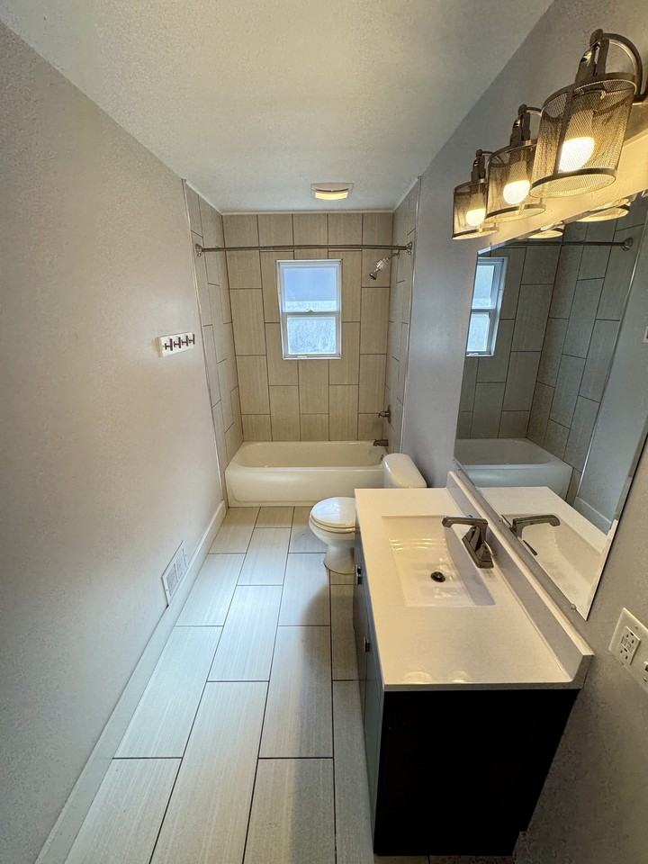 522 Indiana St #1 - Photo 6 of 16