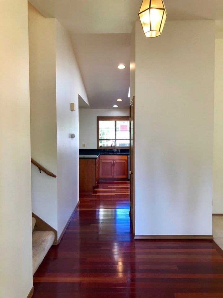 7124 Ne 168th St - Photo 4 of 27