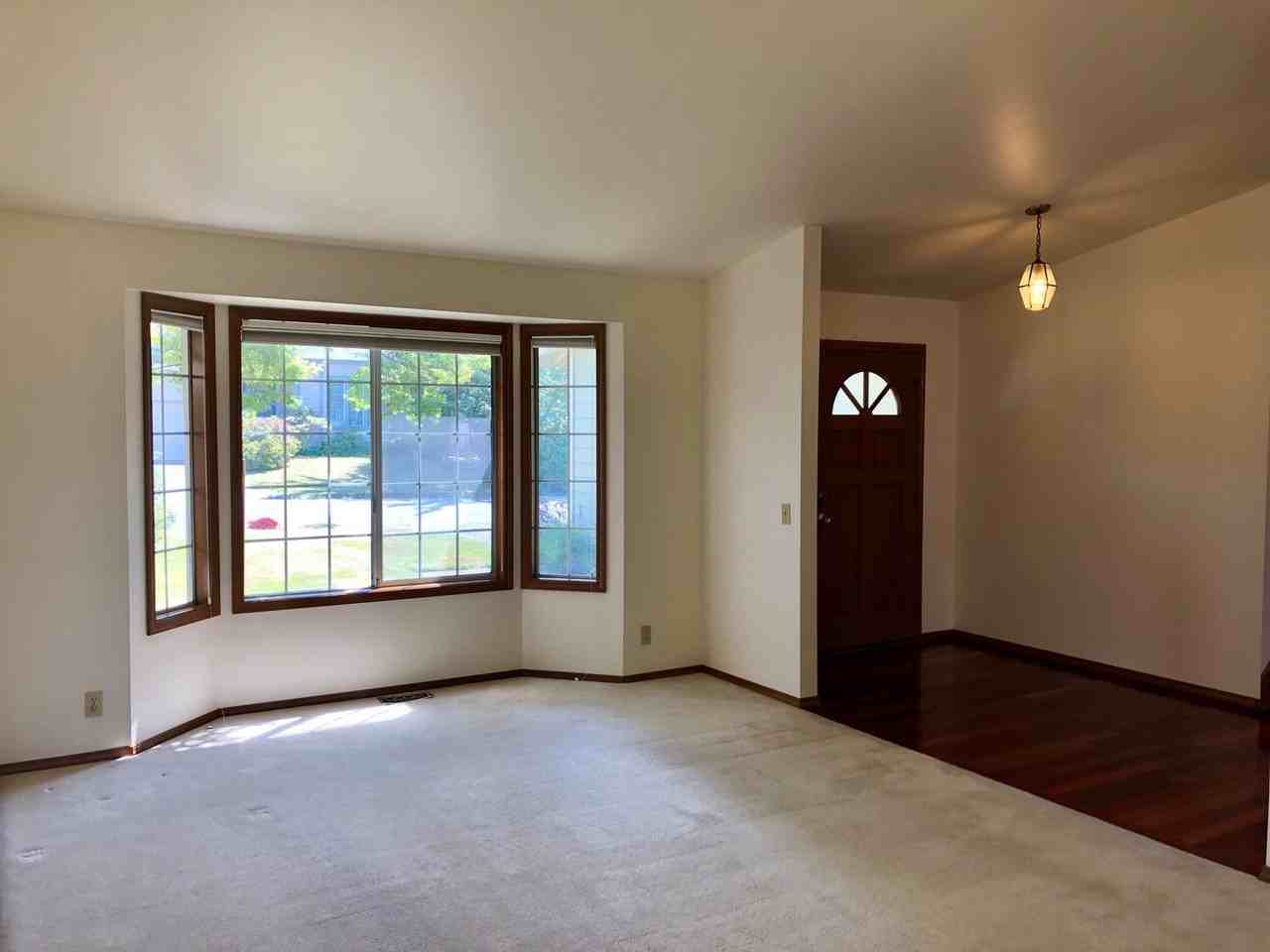 7124 Ne 168th St - Photo 6 of 27