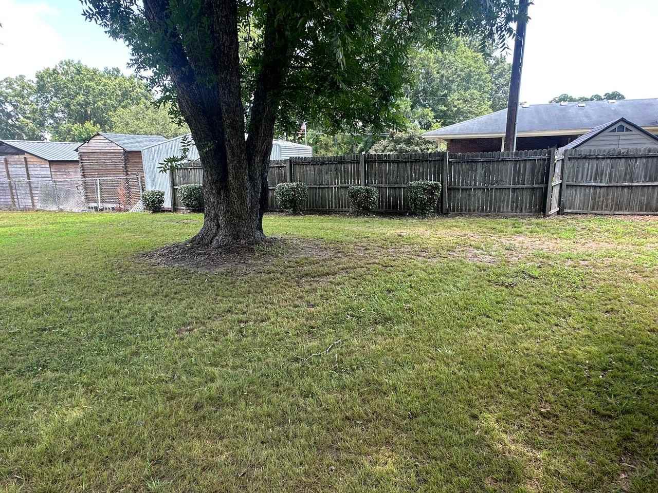 306 Chinquapin Rd - Photo 6 of 22