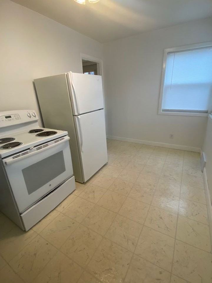 1311 8th Ave Ne - Photo 3 of 13