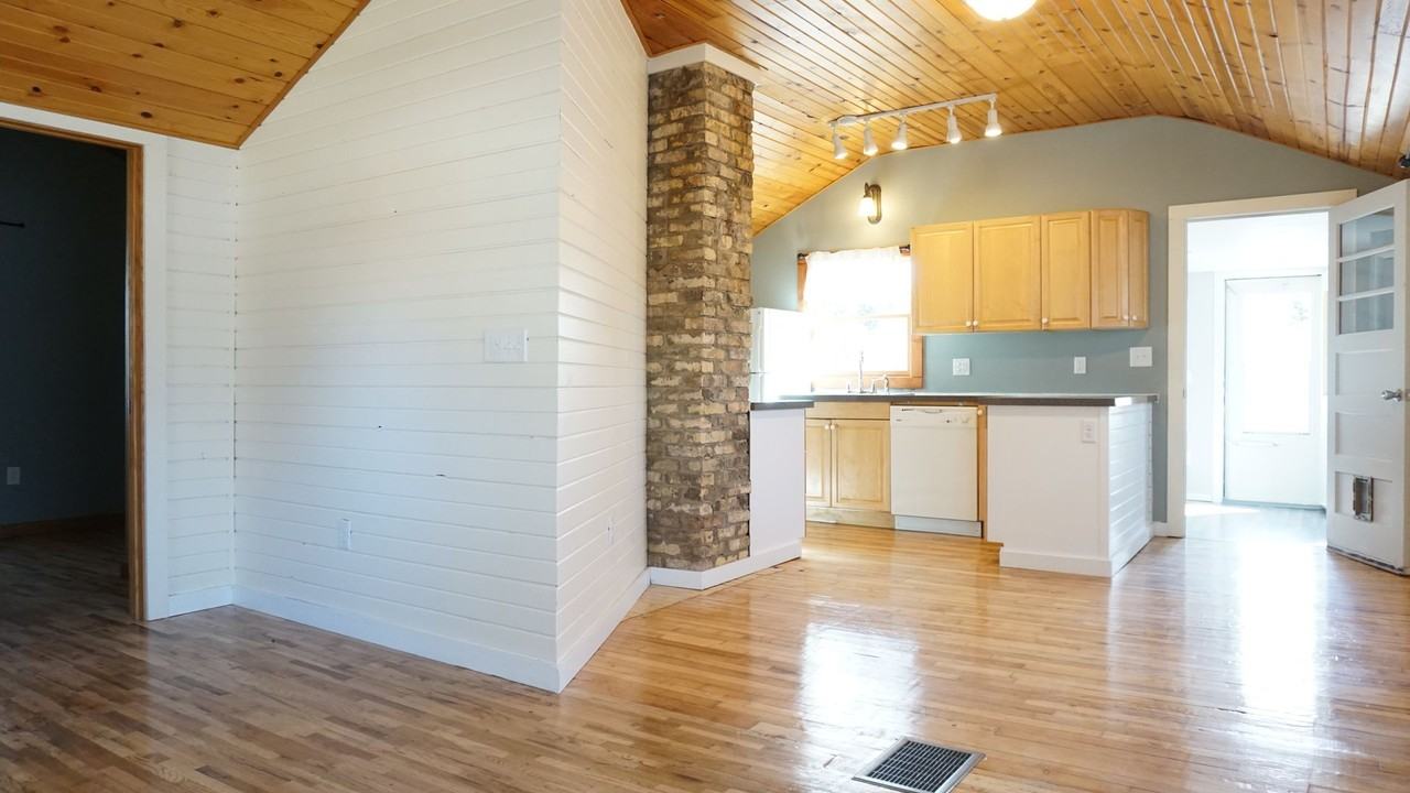 1114 15th St Nw - Photo 4 of 16