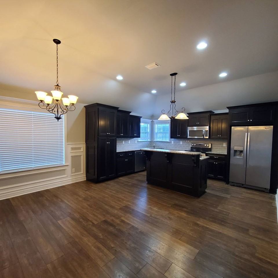 5255 Carlton Ridge Cir - Photo 3 of 19