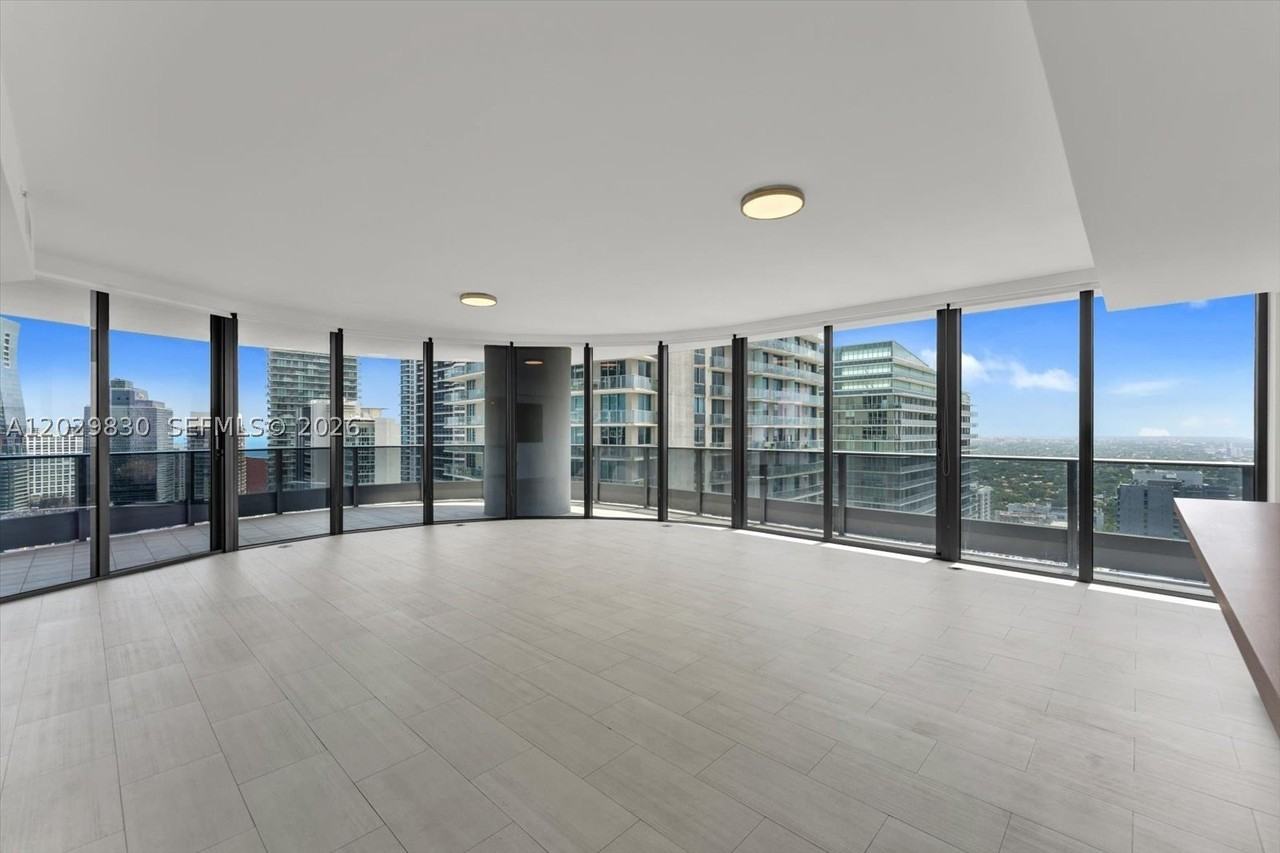 1000 Brickell Plz #3602 - Photo 6 of 42