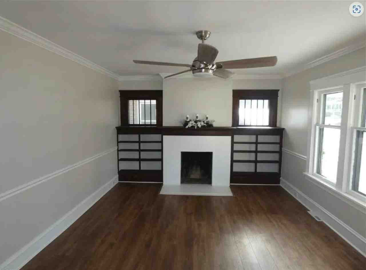 1447 Elbur Ave - Photo 7 of 15