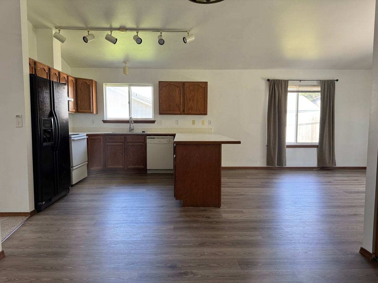4957 Pear Butte Dr - Photo 4 of 24