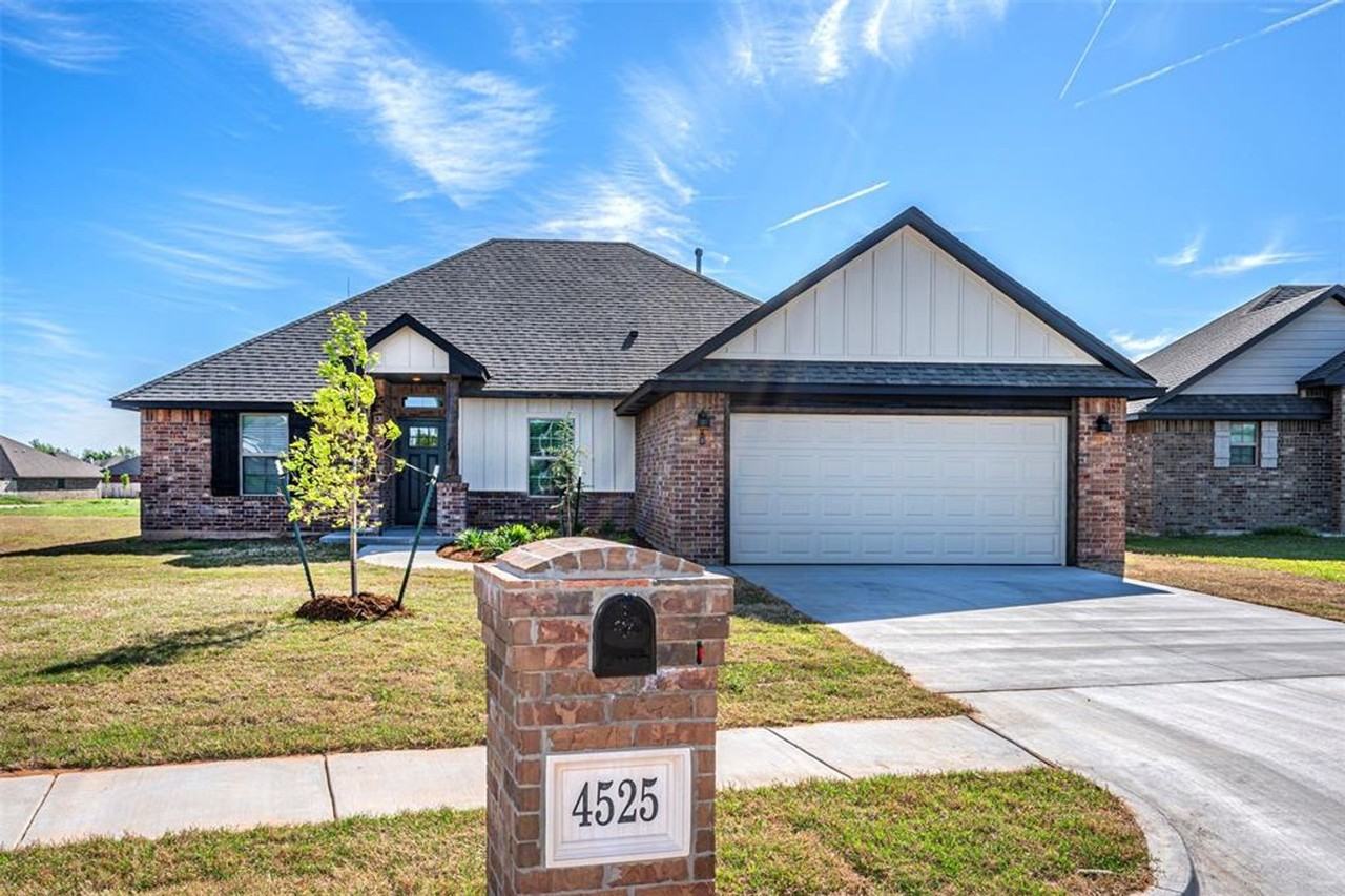 4525 Black Mesa Ln - Photo 3 of 25