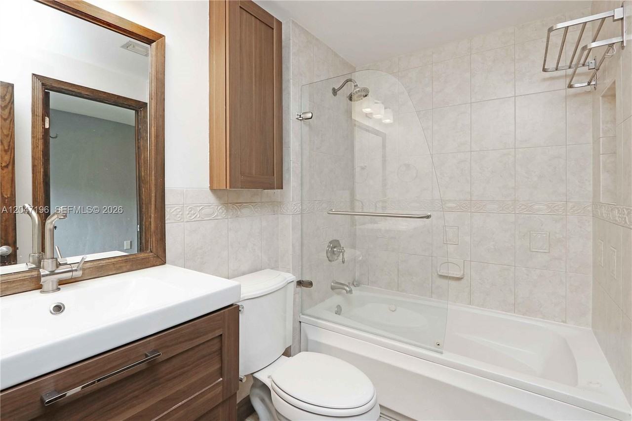 22 Camilo Ave - Photo 5 of 8