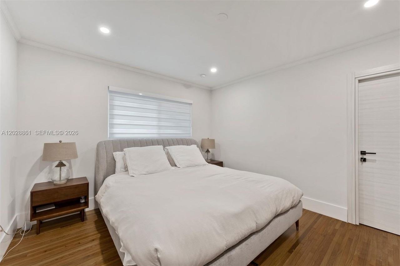45 Palermo Ave - Photo 5 of 8